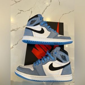 Jordan 1 Retro High White University Blue Black size 7.5 M
